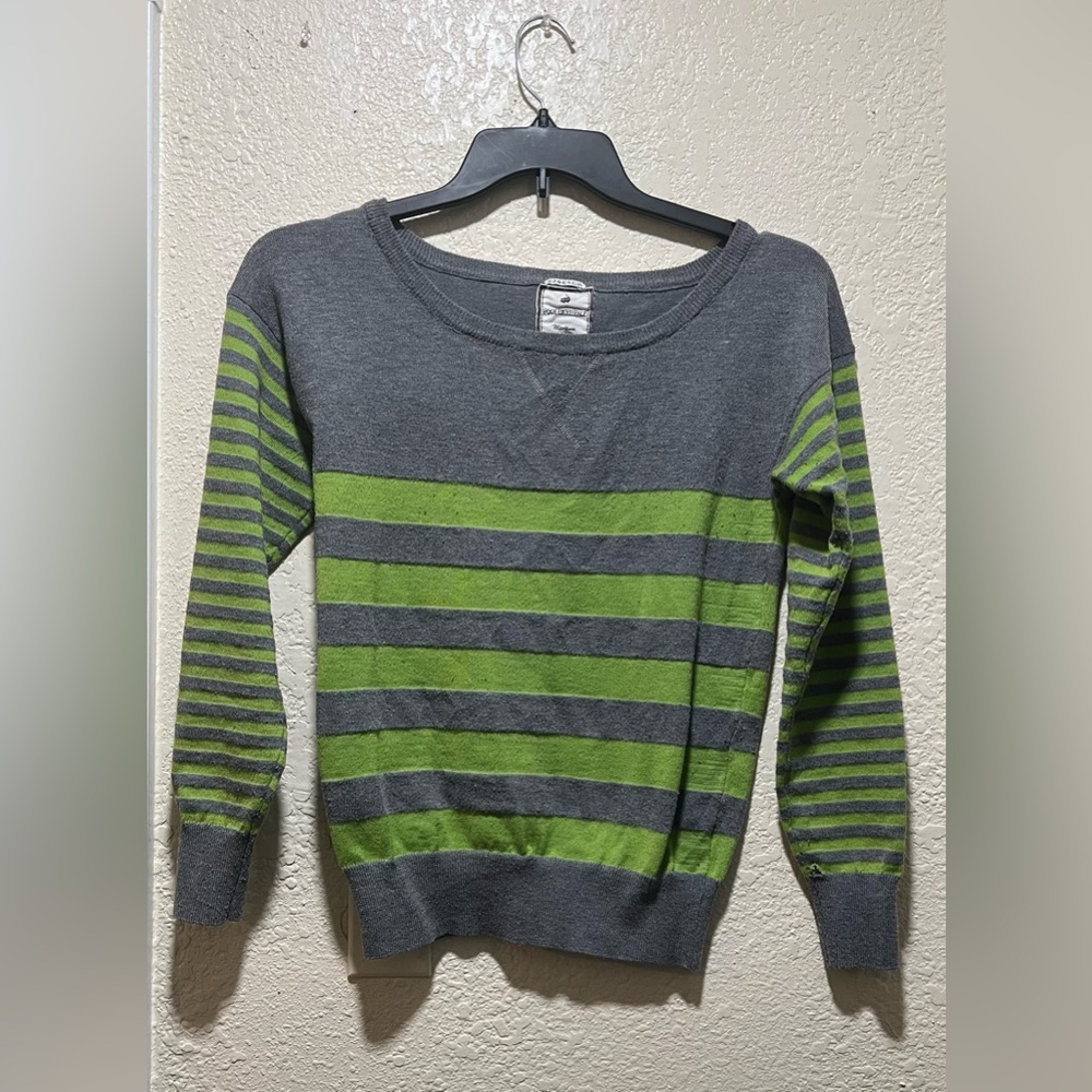 Junior Sweater